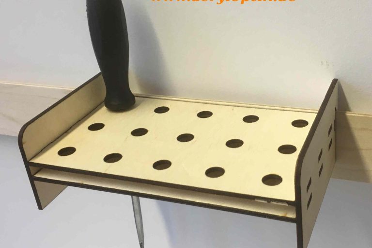 French Cleat Scraubendreherhalter